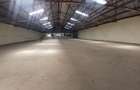 28,000 ft² Warehouse with Fibre Internet in Industrial Area - 1
