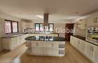 5 Bed House with En Suite in Gigiri - 14