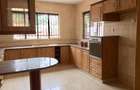 4 Bed House with En Suite in Spring Valley - 10