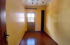 5 Bed Townhouse with En Suite at Lavington - 2