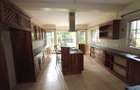 5 Bed Townhouse with En Suite in Rosslyn - 9