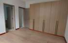 5 Bed Villa with En Suite at Lavington - 12
