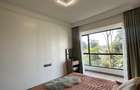 3 Bed Apartment with En Suite in Riverside - 19