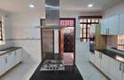 5 Bed Townhouse with En Suite in Kileleshwa - 6