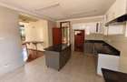 5 Bed Townhouse with En Suite at Lavington Green - 7