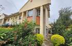 5 Bed Townhouse with En Suite at James Gichuru Road - 8