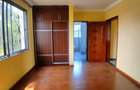 5 Bed Townhouse with En Suite at Lavington - 9