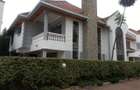 4 Bed Townhouse with En Suite at Lavington - 11