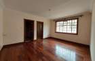 4 Bed Townhouse with En Suite in Lavington - 15