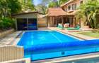 5 Bed Townhouse with En Suite in Rosslyn - 6