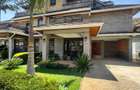 5 Bed Townhouse with En Suite in Lavington - 1