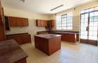 5 Bed Townhouse with En Suite in Lavington - 6