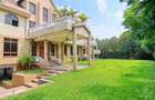 6 Bed Villa with En Suite in Ridgeways - 2