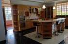 5 Bed House with En Suite in Runda - 14