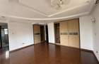 5 Bed Townhouse with En Suite in Lavington - 20