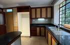 3 Bed Apartment with En Suite in Valley Arcade - 5