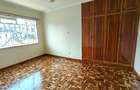 5 Bed Townhouse with En Suite at Loresho - 16