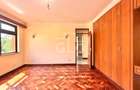 3 Bed Apartment with En Suite in Kilimani - 14