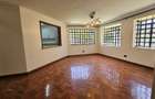 4 Bed House with En Suite in Lavington - 4
