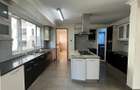 3 Bed Apartment with En Suite in Riverside - 1