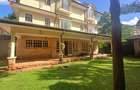 5 Bed Townhouse with En Suite in Lavington - 1