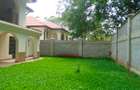 4 Bed Townhouse with En Suite at Lavington - 3