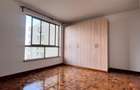 3 Bed Apartment with En Suite at Othaya Road - 5