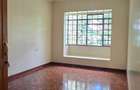 4 Bed Townhouse with En Suite at Brookside Garden - 5