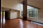 4 Bed Townhouse with En Suite in Kitisuru - 2