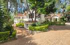 4 Bed House with En Suite in Runda - 3
