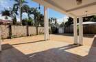 5 Bed House with En Suite in Runda - 20