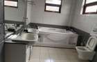 4 Bed Apartment with En Suite at Parklands - 9