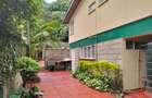 5 Bed House with En Suite in Lavington - 20
