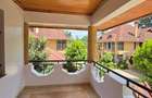 5 Bed Townhouse with En Suite in Lavington - 2