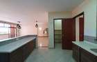 4 Bed Apartment with En Suite at One West Park - 7