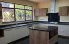 5 Bed Townhouse with En Suite in Lavington - 9