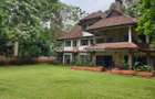 5 Bed House with En Suite in Rosslyn - 13