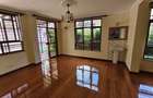 5 Bed Townhouse with En Suite at Lavington - 3