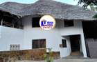 4 Bed Villa with En Suite in Watamu - 10