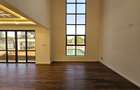 5 Bed House with En Suite in Lavington - 3