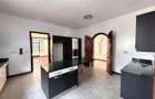 5 Bed Townhouse with En Suite in Lavington - 14