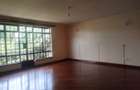4 Bed House with En Suite in Lavington - 7