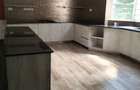 5 Bed Townhouse with En Suite in Rosslyn - 9