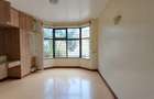 6 Bed Townhouse with En Suite at Lavington Green - 7