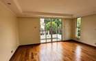 5 Bed Townhouse with En Suite at Lavington - 4