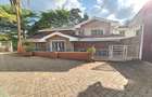 4 Bed House with En Suite in Nyari - 1