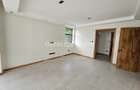 3 Bed Apartment with En Suite at Westland - 11