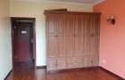 5 Bed Apartment with En Suite in Lavington - 4