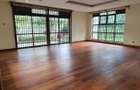 7 Bed Townhouse with En Suite in Nyari - 12