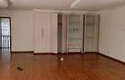 5 Bed Townhouse with En Suite in Runda - 15